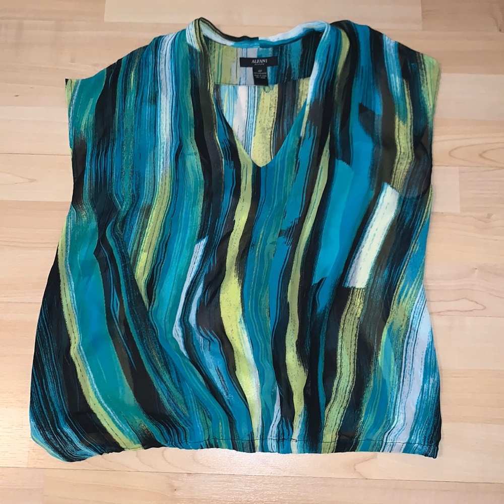 Alfani sheer v neck blouse, 4p